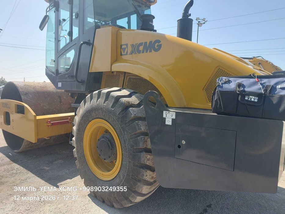 XCMG XS163J  механический одновальцовый каток 16 тоник