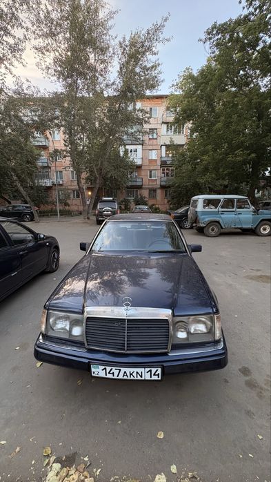 Продам Мерседес 124 E200