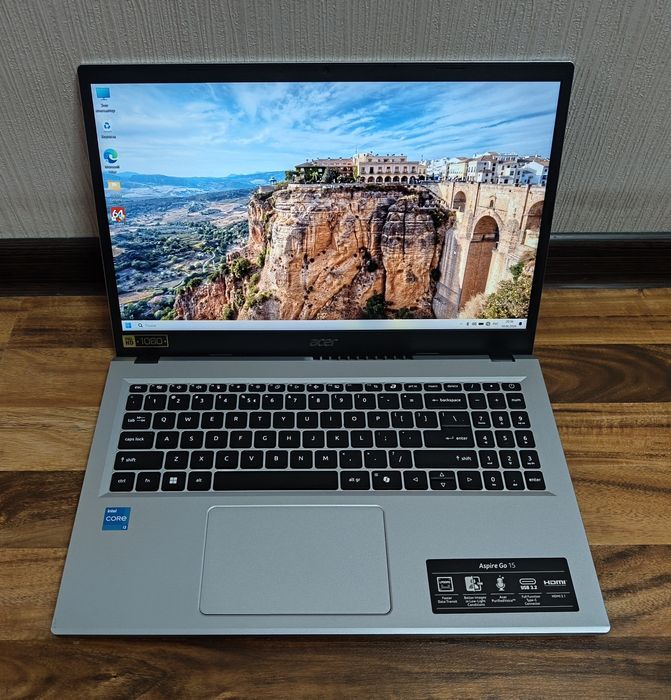 Acer.core i3 n305/8gb ddr5/128gb ssd/15.6"IPS FHD/Аккумулятор 12-15 ч.
