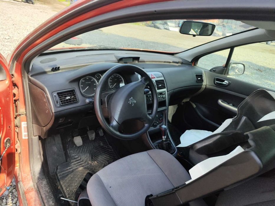 Peugeot 307 2.0hdi на части пежо 307 на части