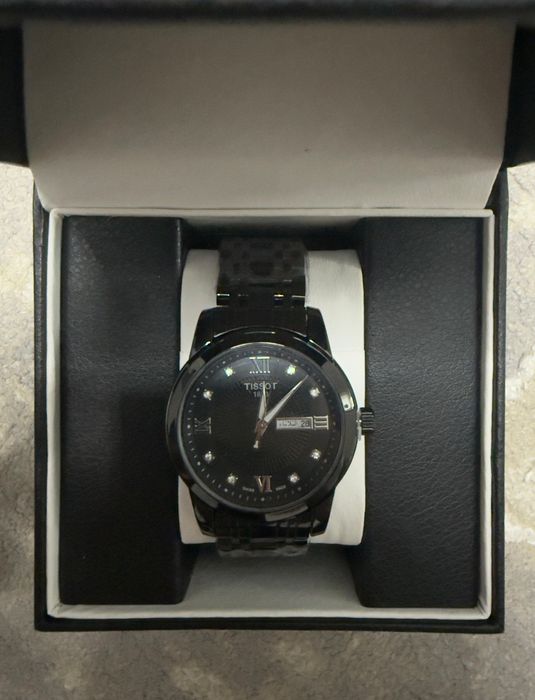 Часы ручные новые