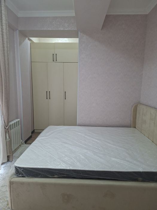 ПРОДАЁТСИЯ КВАРТИРА Навастройка Новый Ремон Мебыл всё остаётсия