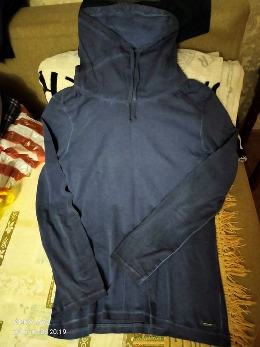 Продам Мужские кофты .Брендовые б