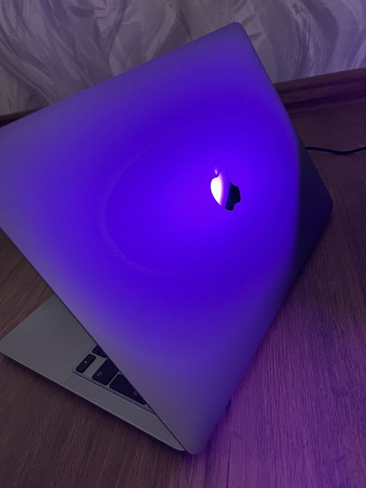 MacBook Pro 13” M1 (2020) A2338 16GB RAM / 512GB SSD