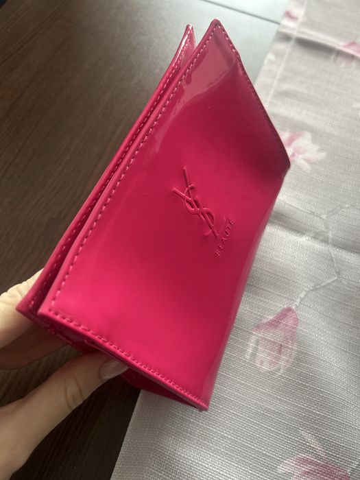 Козметична чанта Valentino