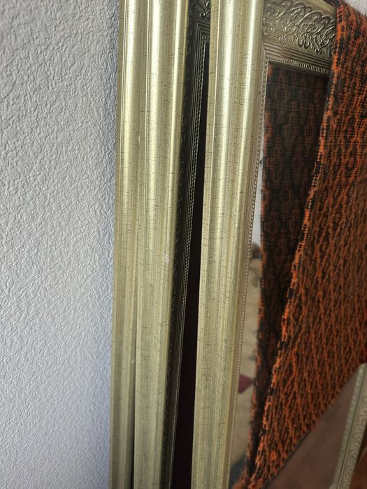 Зеркало большое в рамке