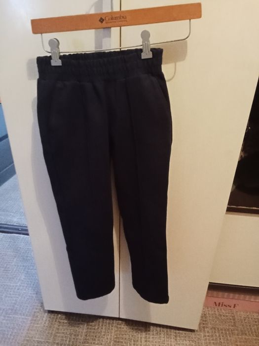 Продается брюки мальчковые