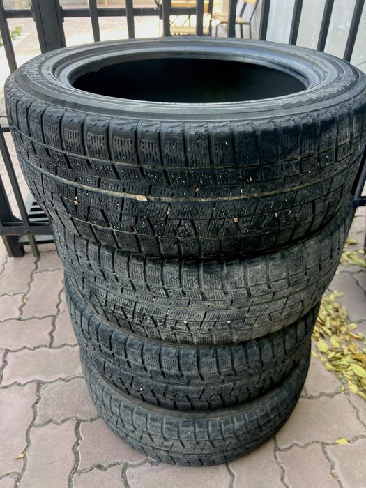 Зимние шины 215/55/17