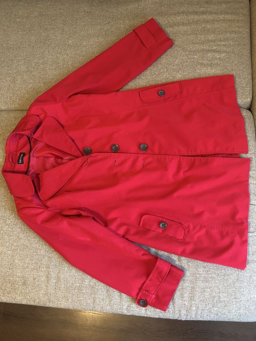 Trenci George marimea 44 in stare foarte bună