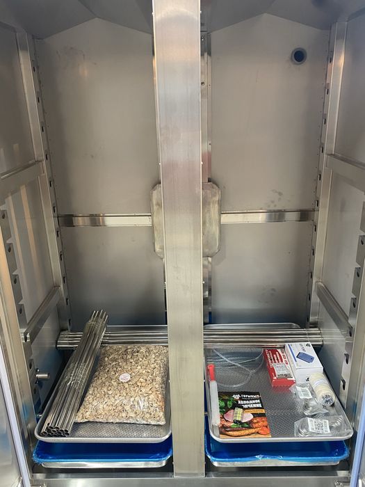 Коптильная машина