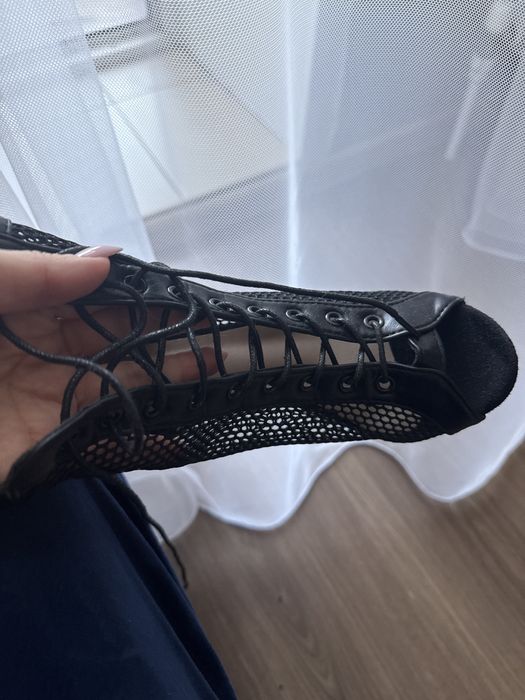 Туфли high heels