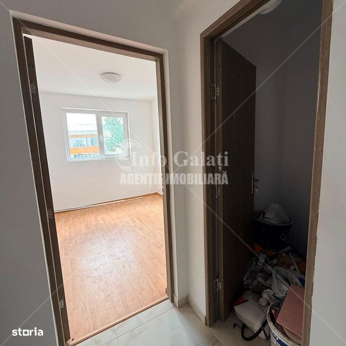 | Apartament cu 3 camere | Micro 21 | Renovat |