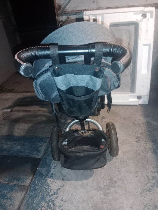 Продается детская коляска