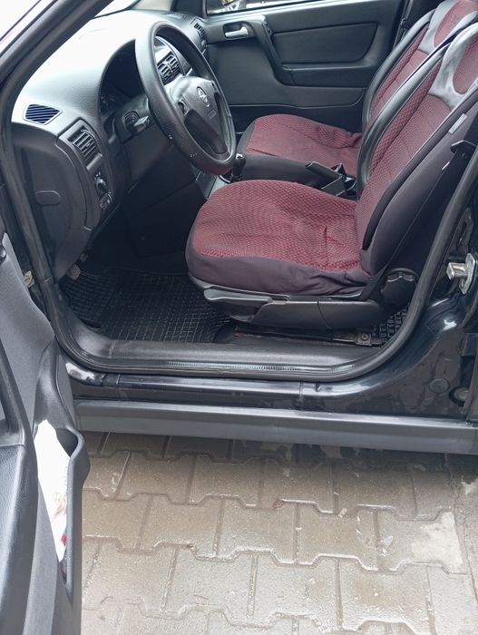 Vând Opel Astra G