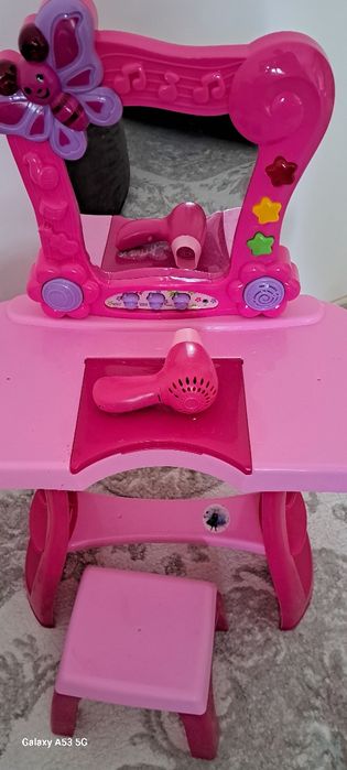 Masuta de machiaj fete+scaunel