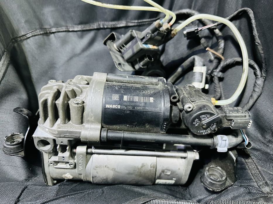 W212 W218 банан CLS class E class компрессор пневмаподвески авторазбор