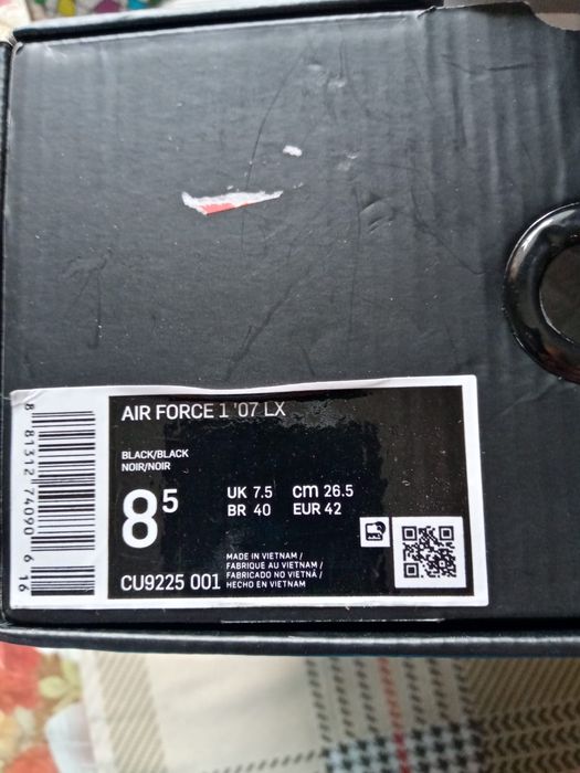 Кроссовки новые "Nike Supreme Black"
