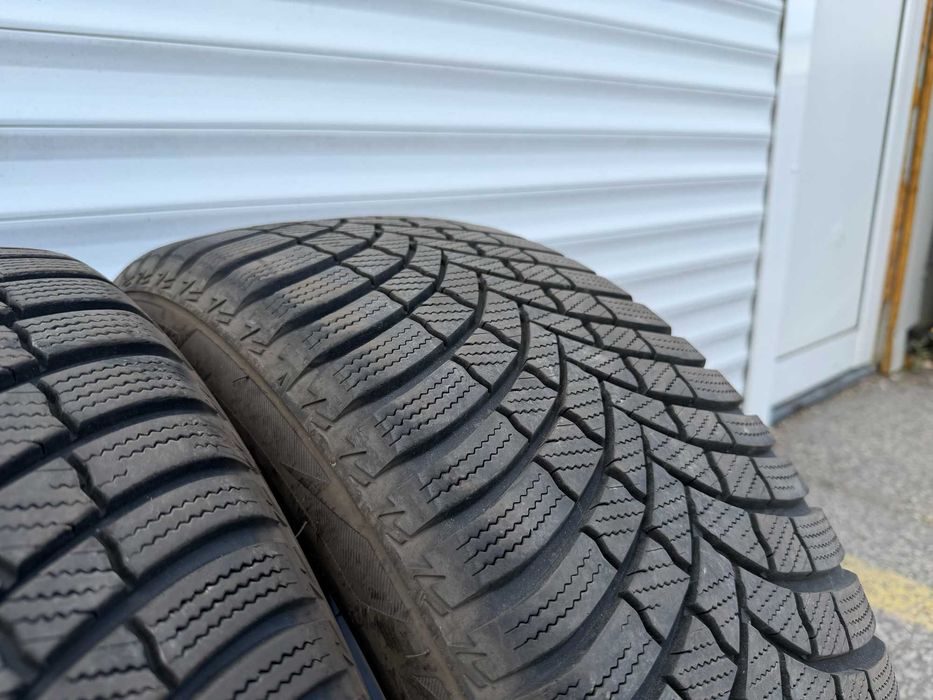 4бр. зимни Ггуми BRIDGESTONE  225/50/17 с ДОТ 44/2017