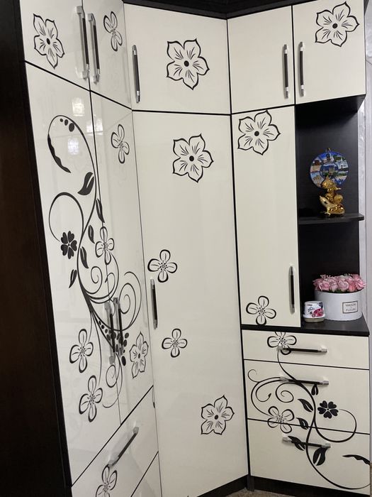 Прихожая угловая