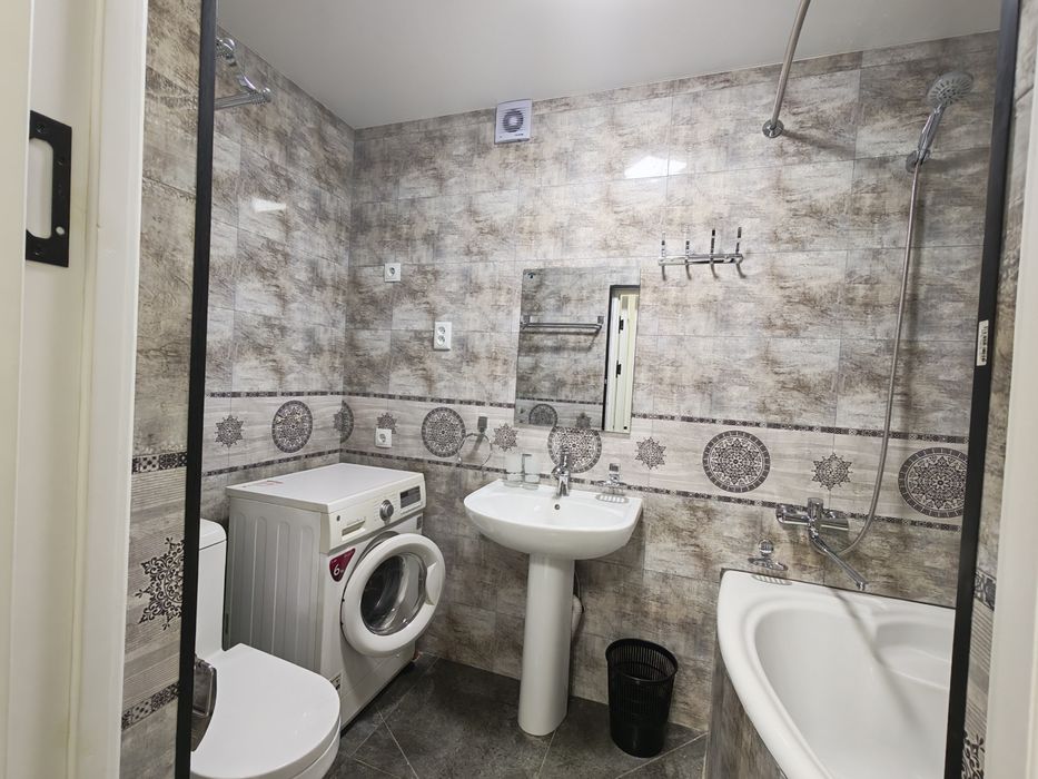 Сдаëтся новая 2-х комнатная квартира на Фрунзенском в Фергане.