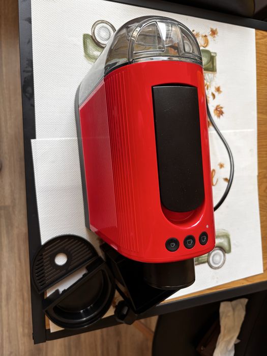 Кафемашина с капсули Tchibo Cafissimo Pure Plus