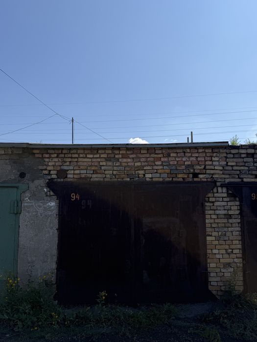 Продам гараж 18м2