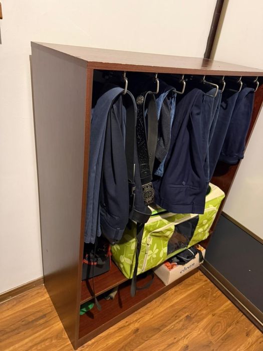 Гордеробная комната срочно