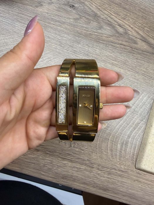 Часовници Casio, So-Co, Curren