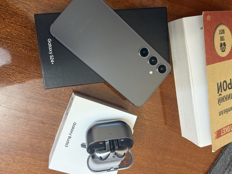 Samsung S 24+ 256gb / buds 3