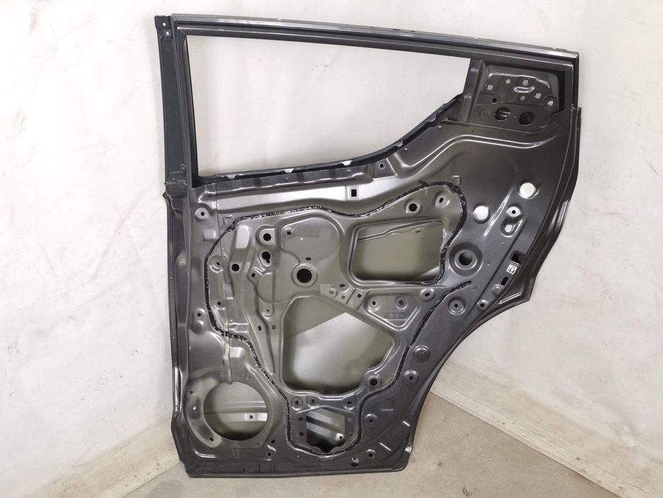 Дясна задна врата Toyota C-HR 1 [ - ] Dasna zadna vrata Toyota C-HR 1