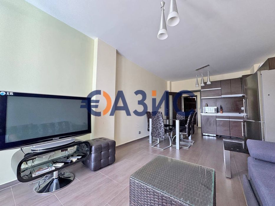Продава се Тристаен апартамент в Несебър - 114 кв.м за 1036 €/кв.м - Снимка #3