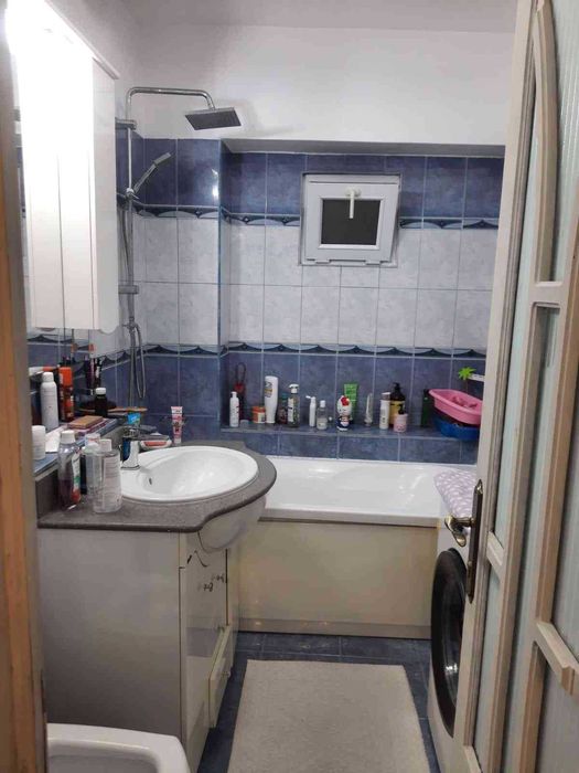 Apartament cu 2 camere de vanzare / inchiriere, zona mall