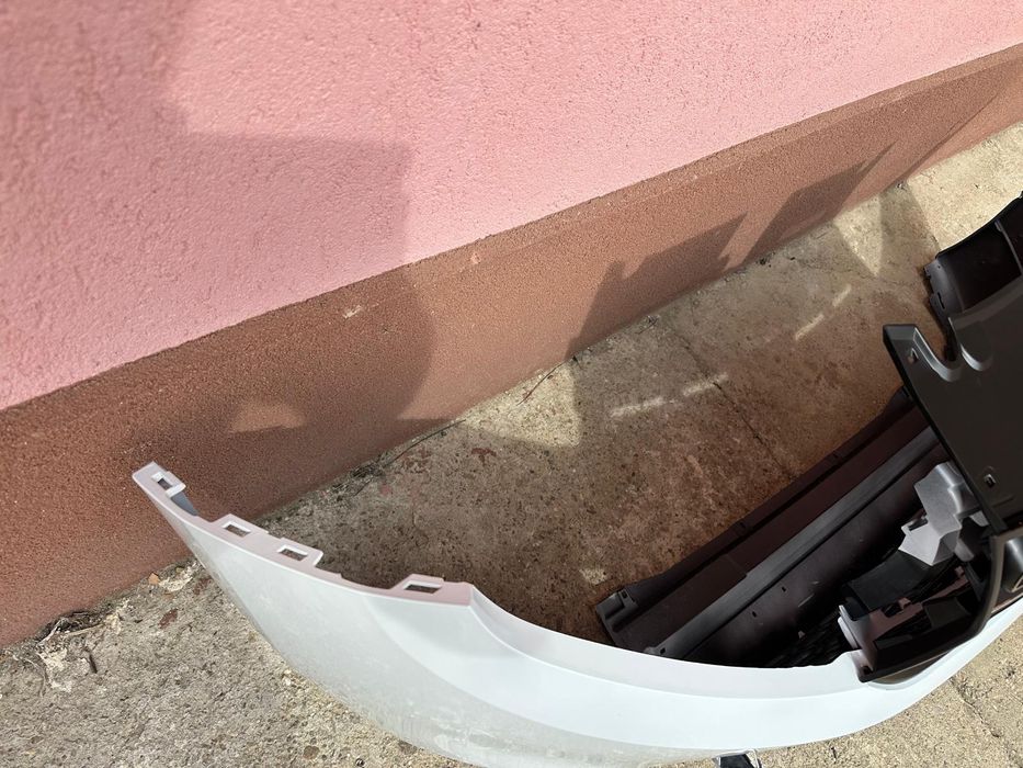 Bara Fata Dacia Logan 2 facelift 2017 -2018 -2019 -2020