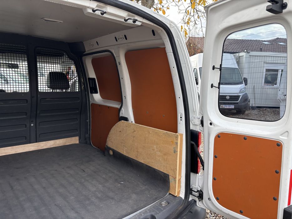 Vw cady 1.6 tdi 4buc  posibilitate rate