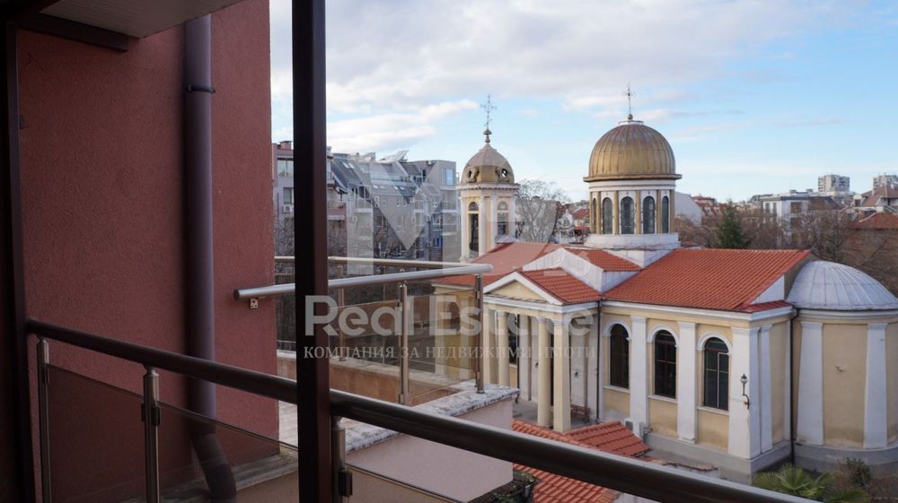 Продава се Тристаен апартамент в Пловдив, Мараша - 200 кв.м за 1185 €/кв.м - Снимка #2