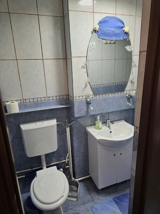 Proprietar- inchiriez apartamen o camera