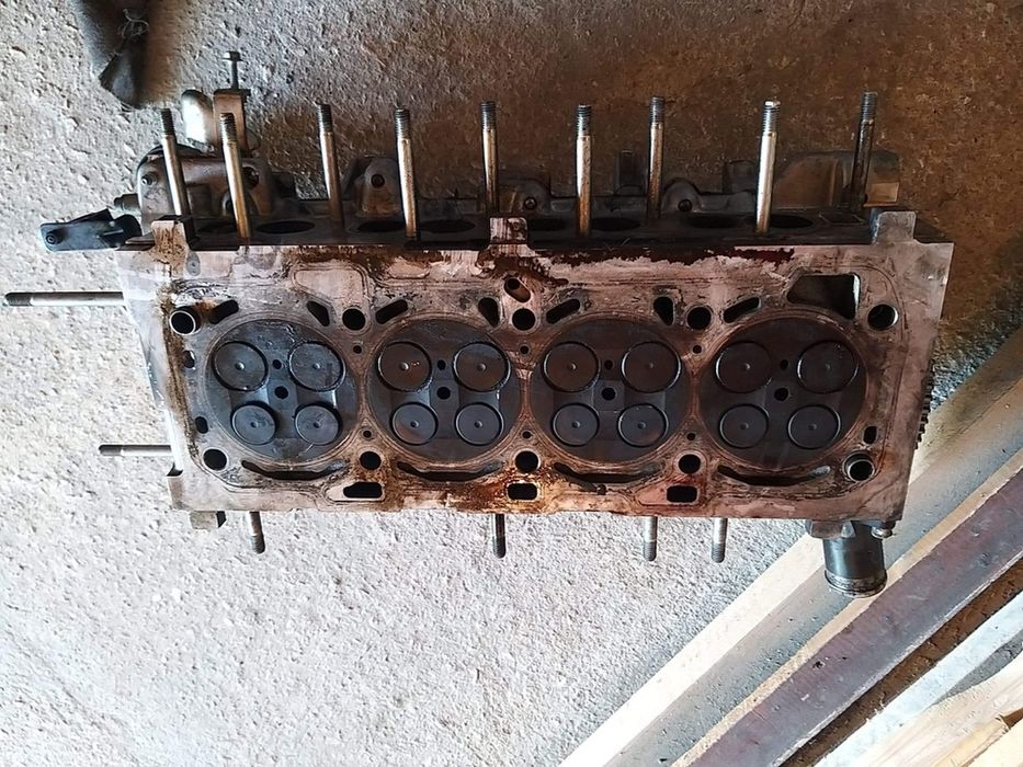 Продавам части за Opel Insignia 2.0 cdti 160 hp