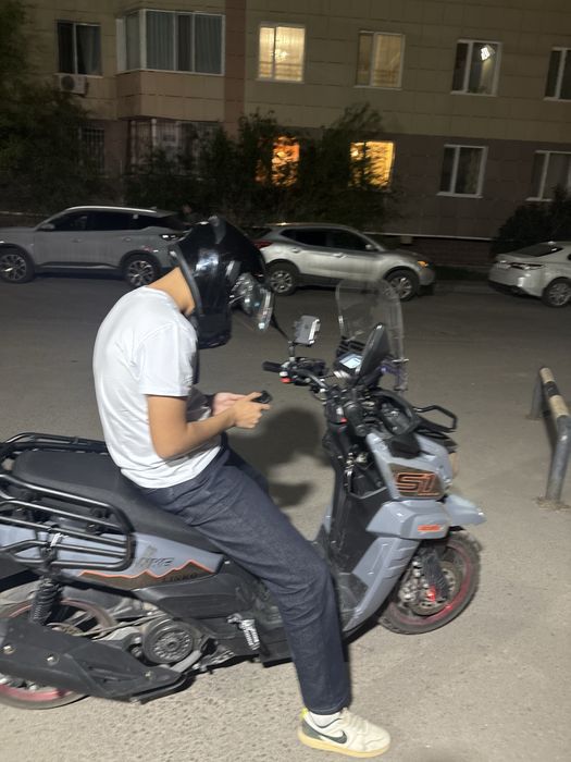 Продам мопед танк про
