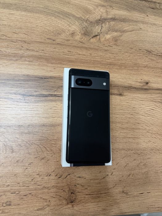 Смартфон Google Pixel 7 8 ГБ/128 ГБ черный