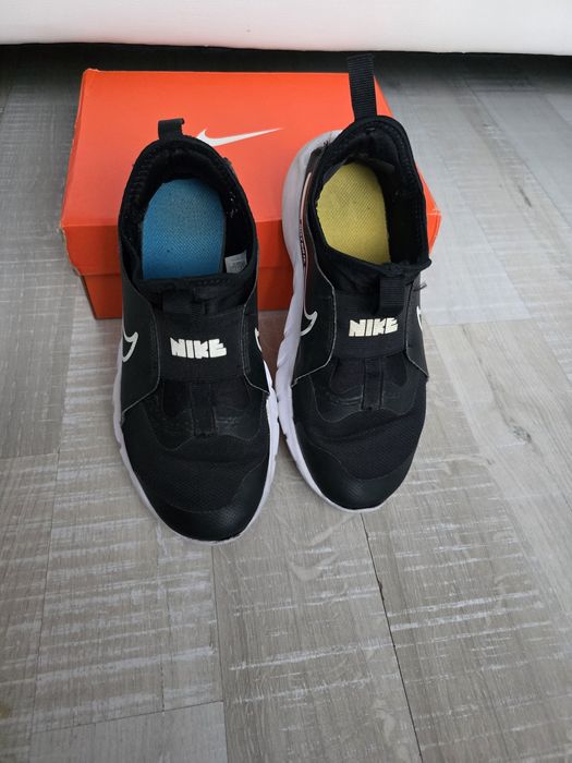 Nike flex runner 2 маратонки 35.5н