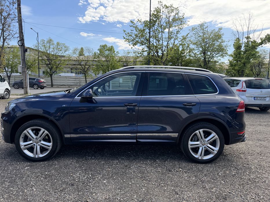 VW Touareg 3.0tdi  245 cp