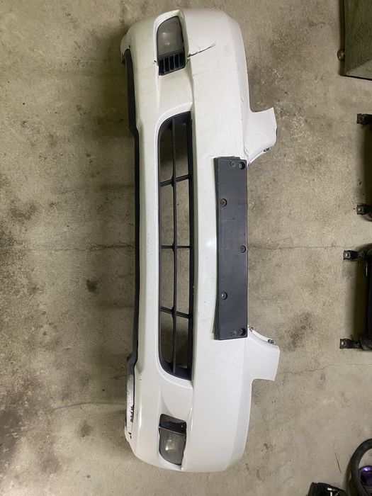 Бампер соната 2006 мерс 124