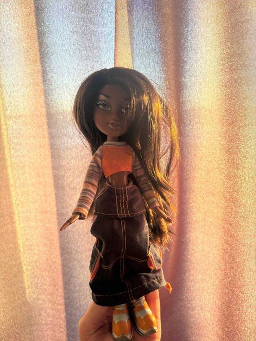 Продам кукол Monster High и Bratz
