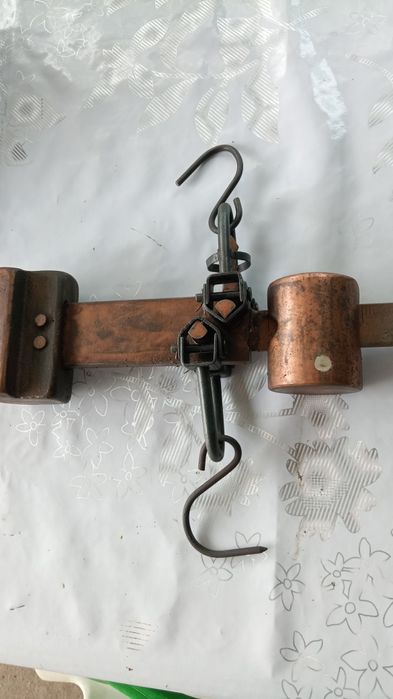 Продаю весы советские