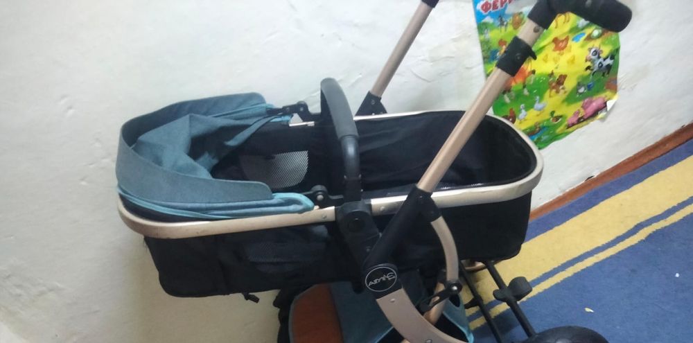 Продам коляску зима лето