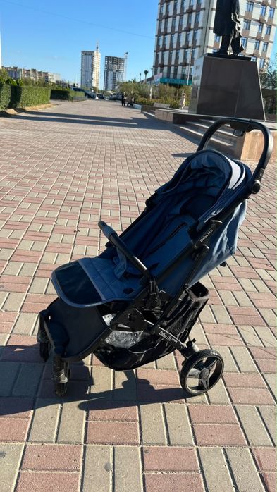 Продам коляску на 2,3 годика