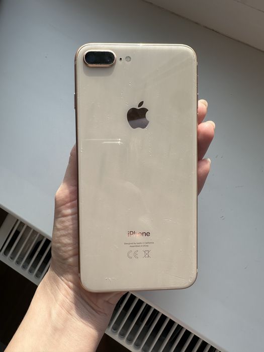 iPhone 8 plus 64ГБ