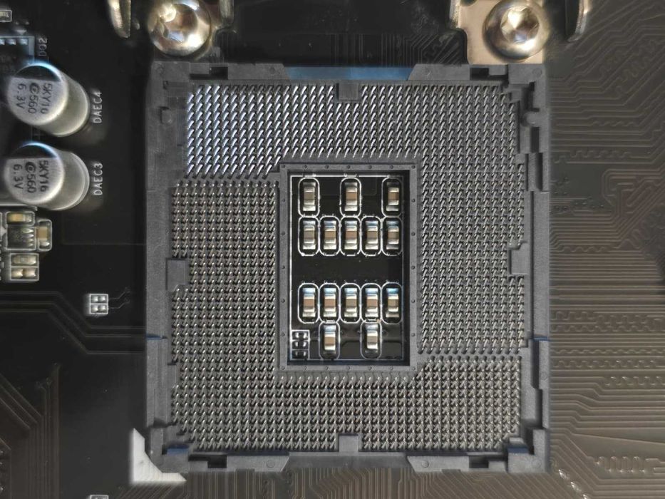 Placă de bază Gigabyte GA-H110M-S2 (Socket 1151, DDR4) + Procesor Intel Pentium G4400 3.30GHz