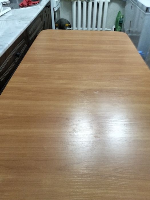 Продам стол кухонный 15000тг