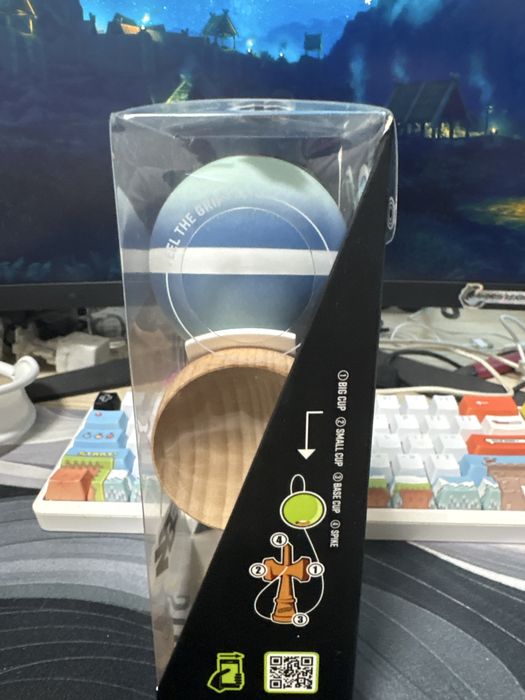 Kendama horizon fade anti skid broken shape